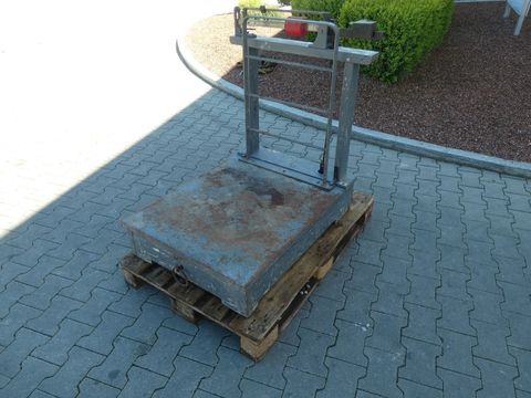 [3342-4415011-3.jpg]