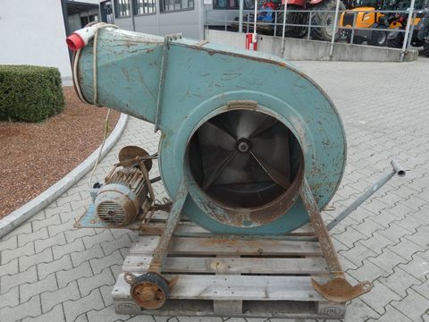 [3342-4415028-1.jpg]