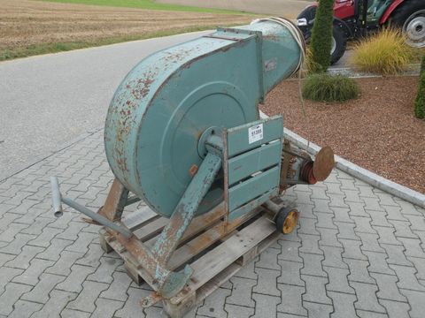 [3342-4415028-4.jpg]