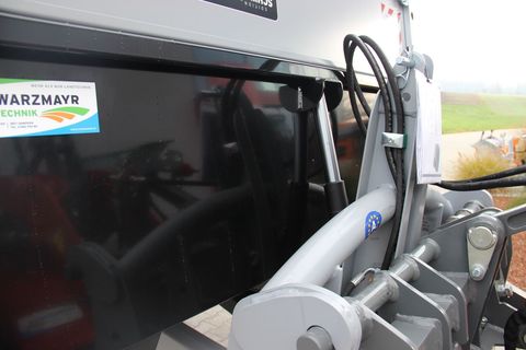 [3342-5146766-28.jpg]