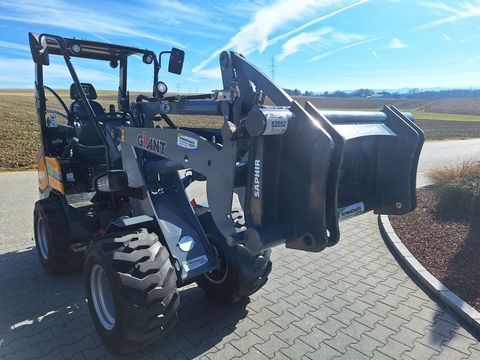 [3342-5274176-14.jpg]