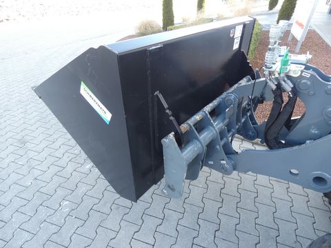 [3342-5449596-8.jpg]