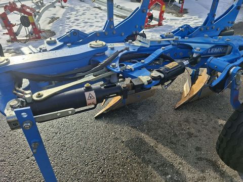 [3342-5615842-8.jpg]