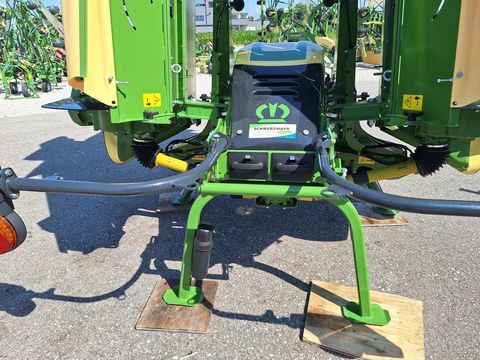 [3342-5638587-11.jpg]