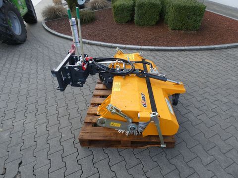 [3342-5646583-7.jpg]
