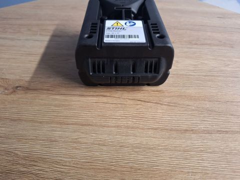 [3342-5666729-6.jpg]