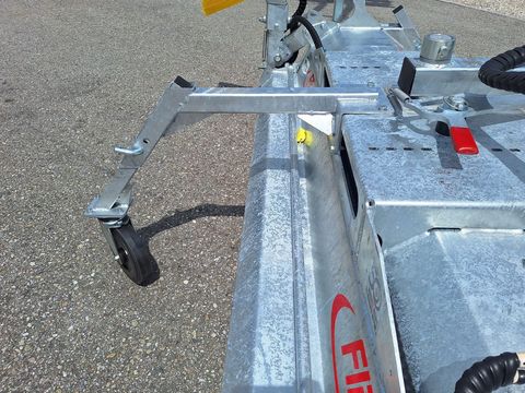 [3342-5667852-13.jpg]