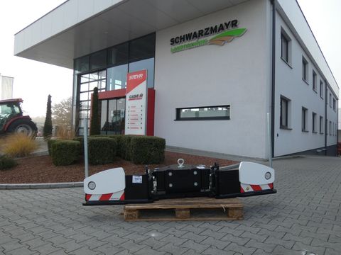 [3342-5673703-0.jpg]