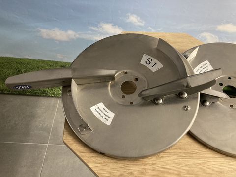 [3342-5673718-1.jpg]