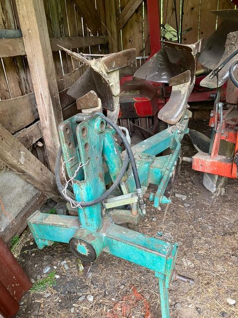 [3342-5696063-1.jpg]