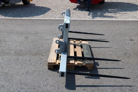 [3342-5716729-6.jpg]