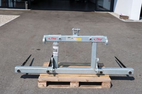 [3342-5716729-7.jpg]