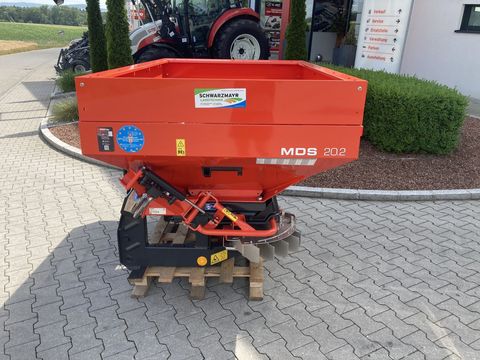 [3342-5805155-7.jpg]