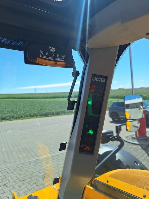 [3342-5900043-29.jpg]