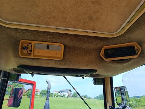 [3342-5910087-8.jpg]