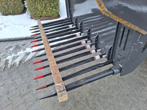 [3342-5961216-12.jpg]