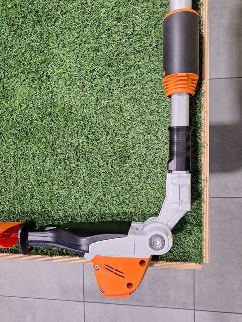 [3342-6181210-12.jpg]