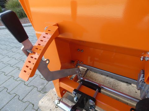 [3342-6216679-10.jpg]