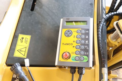 [3342-6256075-11.jpg]