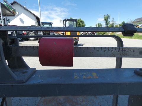 [3342-6310597-11.jpg]