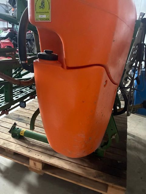 [3342-6316074-5.jpg]