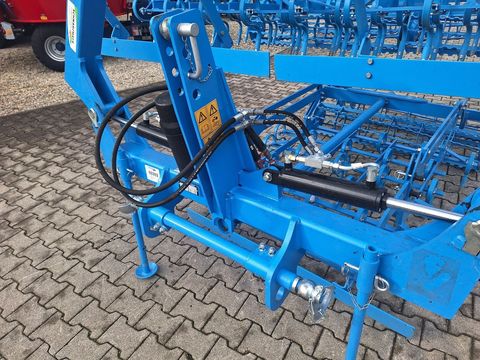 [3342-6319622-9.jpg]