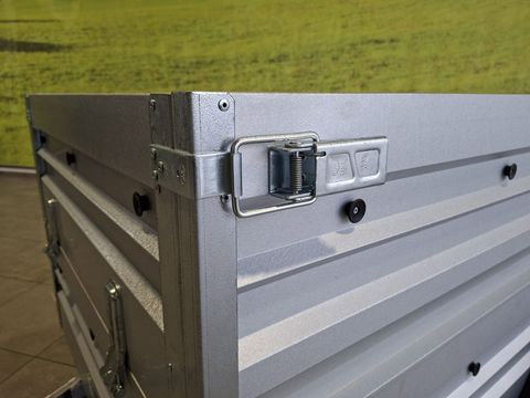 [3342-6359347-12.jpg]