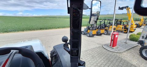 [3342-6380452-20.jpg]