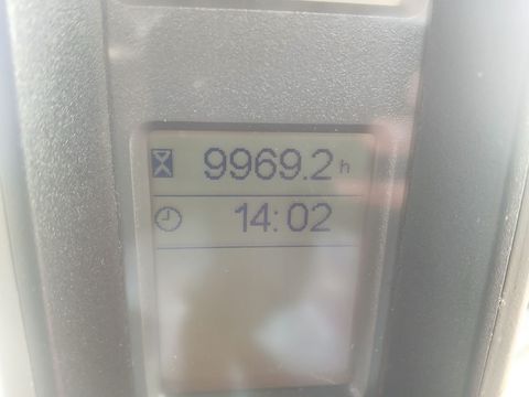 [3342-6386483-15.jpg]