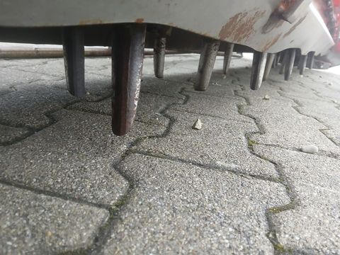 [3342-6406137-8.jpg]