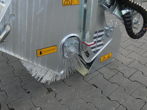 [3342-6427773-14.jpg]