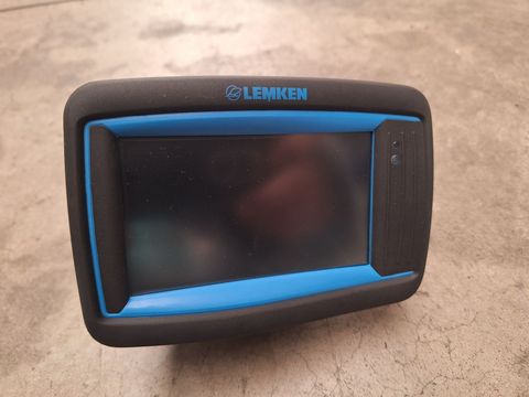 [3342-6440338-20.jpg]