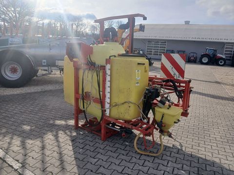 [3342-6478425-1.jpg]