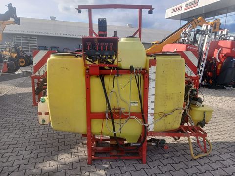 [3342-6478425-7.jpg]