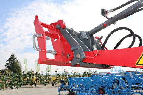 [3342-6481158-3.jpg]