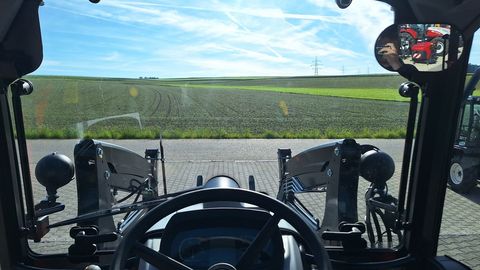 [3342-6481524-23.jpg]