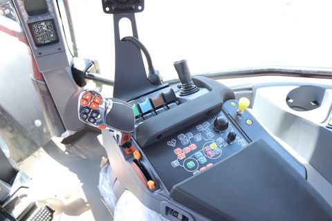 [3342-6502723-12.jpg]
