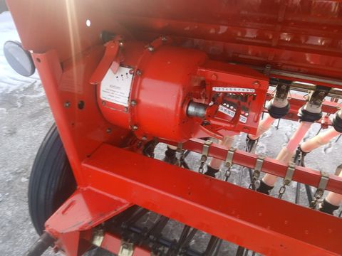 [3342-6525522-10.jpg]