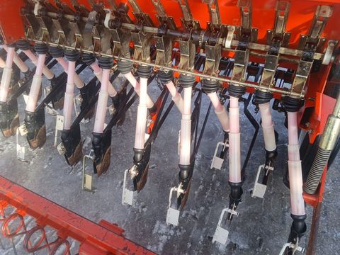 [3342-6525522-7.jpg]