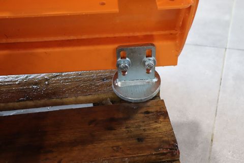 [3342-6535081-9.jpg]