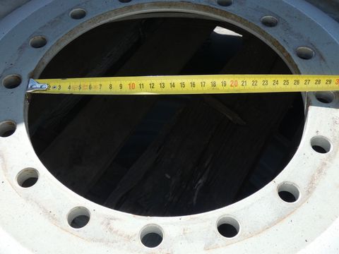 [3342-6615421-9.jpg]
