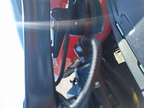 [3342-6667599-14.jpg]