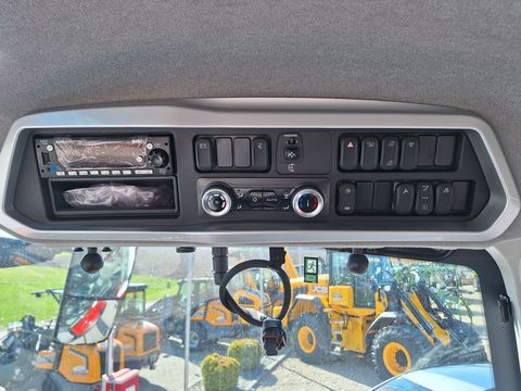 [3342-6667599-17.jpg]