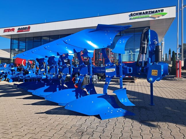 [3342-6729059-0_1.jpg]