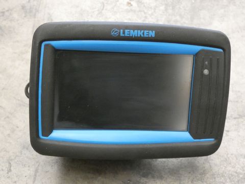[3342-6732671-25.jpg]