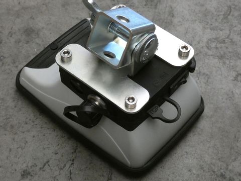 [3342-6732671-26.jpg]