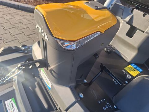 [3342-6750583-12.jpg]