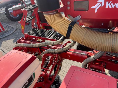 [3342-6750694-17.jpg]