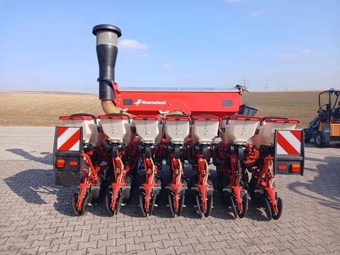 [3342-6750694-4.jpg]