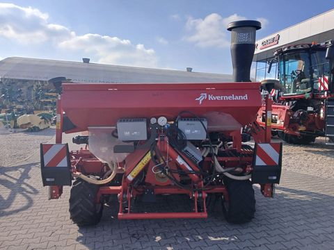 [3342-6750694-5.jpg]